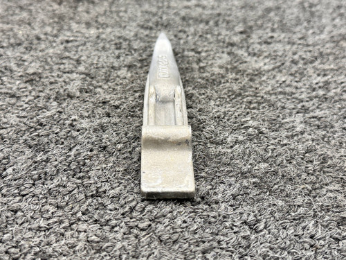 0711032-1 (Use: 0711032-2) Cessna 182C Latch Handle