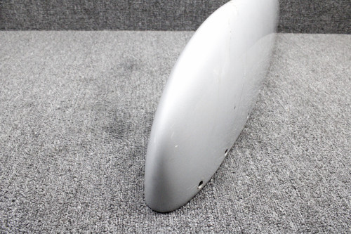 63584-006 Piper PA28-140 Stabilator Tip (Colored, Chipped)