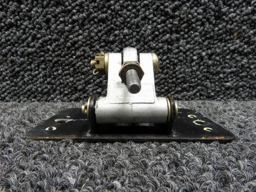 77524-003 Piper PA-38-112 Door Latch Assembly