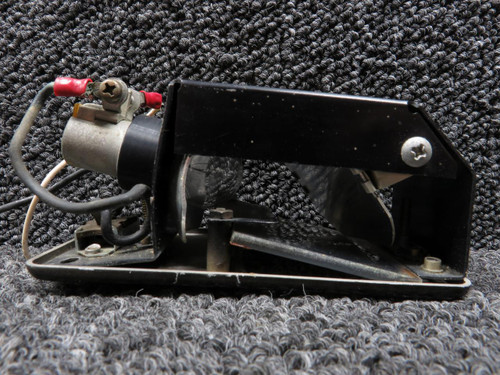 LearJet 10-0115-3 Learjet L-23 Grimes Reading Light Assembly (28V) RH 