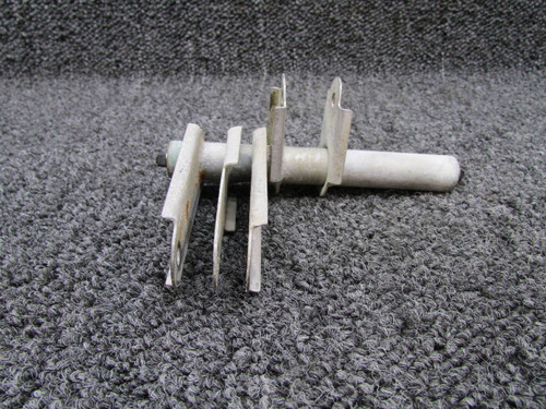 0862100-12 Cessna 421B Flap Bellcrank Assembly RH (Inboard Wing, Outboard)