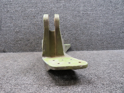 115-430031-2 Beechcraft 99A Horizontal Bracket Assembly RH