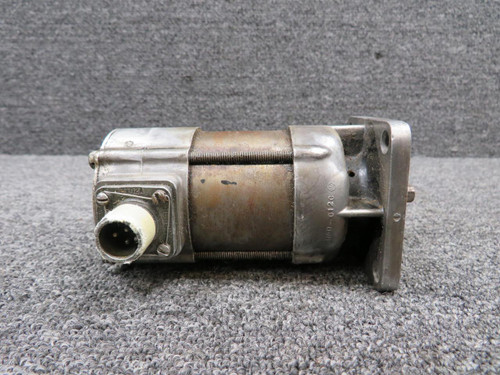 Jack and Heintz H60-050 (Alt: AN5547-2) Jack & Heintz Pole Type 4 Tachometer Generator Unit 