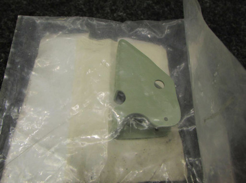1260490-1 Cessna Bracket Assembly (NEW OLD STOCK) (SA)