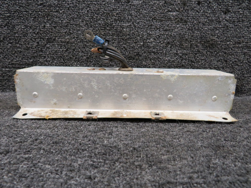 0700623-14 Cessna 182E Panel Light House Assembly 12 Volts (Corrosion)