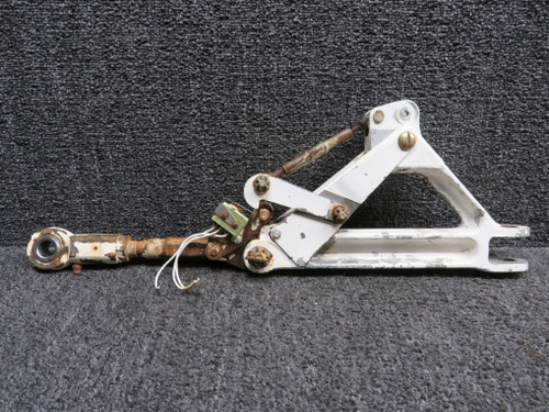 67025-011 Piper PA32R-300T Main Gear Truss Assembly with Link LH