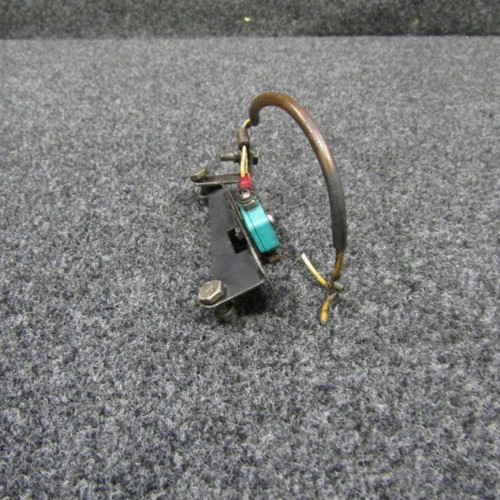 MS26253-2, 54410-002 Piper PA31T Throttle Reverse Switch with Brackets (C20)