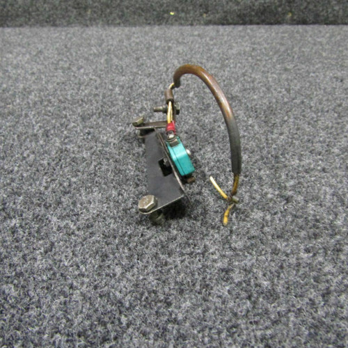MS26253-2, 54410-002 Piper PA31T Throttle Reverse Switch with Brackets (C20)