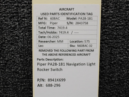 8941K699 (Alt: 688-296) Piper PA28-181 Navigation Light Rocker Switch ...
