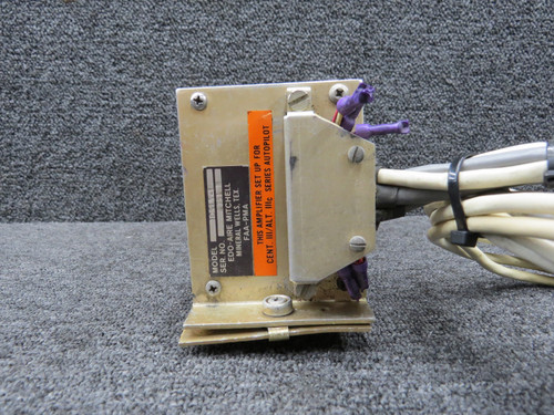 1C515-1 Edo-Aire Mitchell Autopilot Amplifier with Mount (Volts: 14, 28)