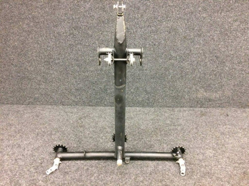 62703-031 Piper PA28-160 Tee Bar Assy Control Column