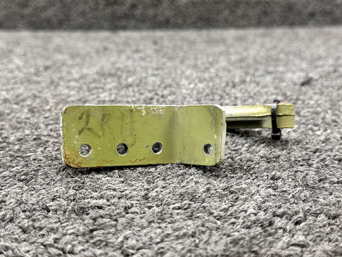 35-815016-5 Beechcraft 58 Main Gear Door Hinge Aft Inboard RH