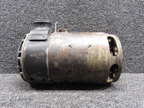 30B37-49 Bendix DC Generator Volts: 30 (Rusted) (Core)