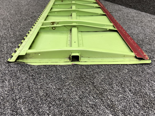 0825000-96 Cessna 421C Inboard Flap Assembly RH (Minor Skin Dents)
