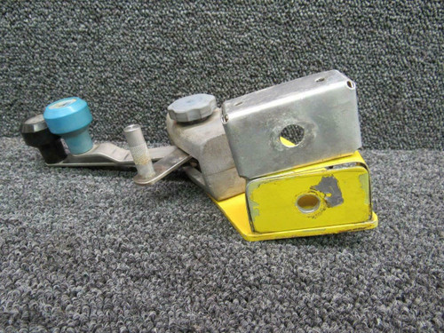 70127-8 Air Tractor AT-301 Engine Quadrant Controls (Minus Mixture Knob)