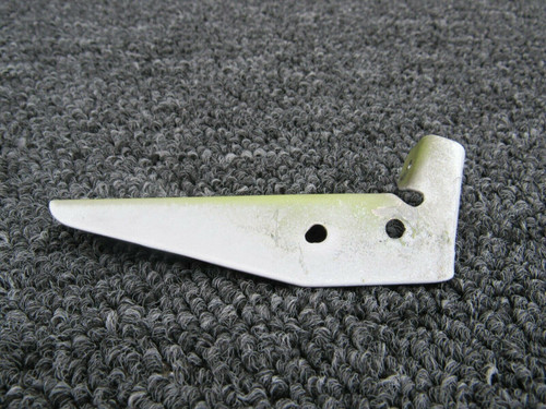95-410031-12 (Use: 35-410077-9) Beech 95-C55 Bracket Hinge Nose Gear Door RH