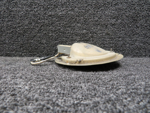 6719049-2 (FSO: 01-0770339-34) Cessna Citation 560XL Baggage Light Assembly