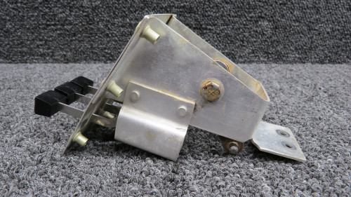 1513523-1 Cessna 337G Heater Control Assembly