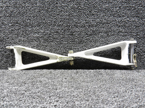 Beechcraft Parts 60-820016 (Alt: 60-820018-19) Beechcraft BE-60B Nose Gear Torque Knee Assembly 