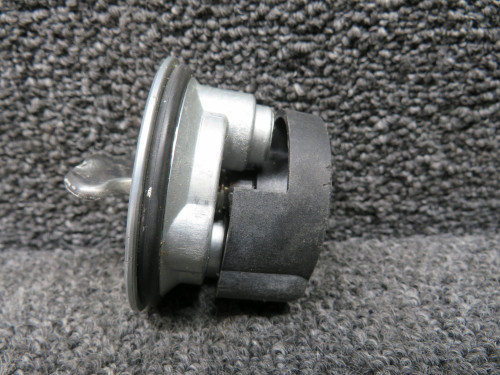 18051-002 Newton Equipment Aero 200 Locking Fuel Tank Cap (Minus Key)