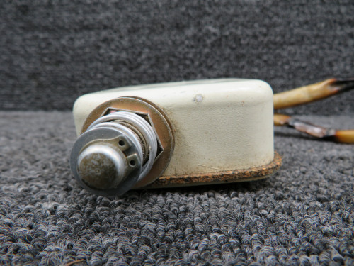 002-361013-31 Beechcraft A36 Main Gear Safety Switch LH