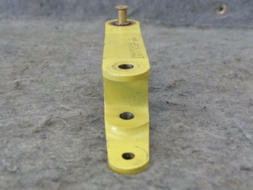 0961512-3 Cessna C-162 Bellcrank Assy Outboard