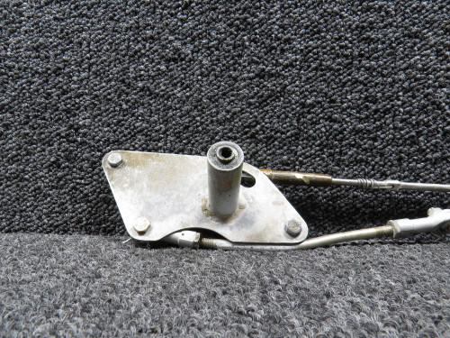 0523223 (Use: 0422430-1) C-180 Aileron LH Bell Crank