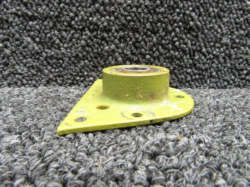 5315152-6 LearJet L-24B Control Column Bearing Block LH