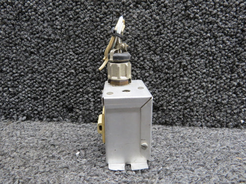 SA-10 Narco Avionics Omni Signal Amplifier (with Connector)