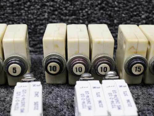 Mechanical Products / Klixon Klixon, Mechanical Products Push Circuit Breaker Set of 25 (Amps: 5, 7.5, 10, 15, 60) 