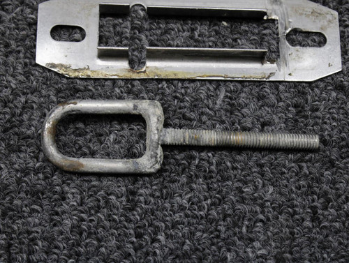 Piper Aircraft Parts 63037-000, 68353-000 Piper PA28-235 Door Latch Plate with Loop 