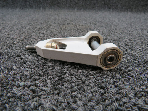 0961110-45 Cessna Skycatcher 162 Aileron Actuator Yoke Assembly LH or RH