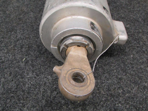 8-00933-7 (Use: 10951-21) O & M Machine CO Pneumatic Cylinder 1500 PSI (SA)