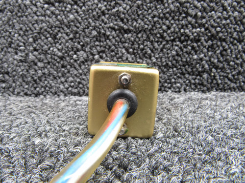 674-7 (Alt: 101-384081-5) Vep Pressure Switch (24V, 5A)