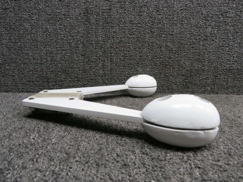 27970-000, 27971-000 Piper Rudder Balance Weight Arm with Weights (Pitting)