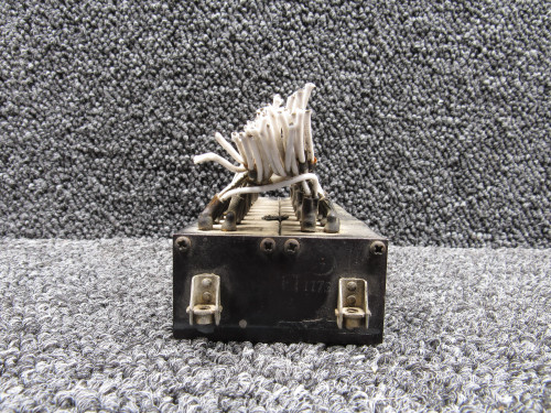 65-0890-3 Cessna C-421 Grimes Indicator Light (Some Lens Broken) (28 Volts)