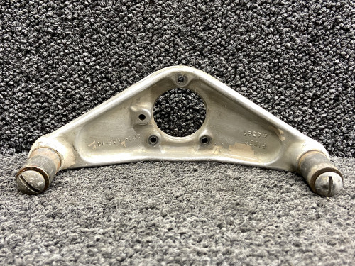 44386-000 (Casting: 2014KAE-1A) Piper PA31-325 Nose Gear Steering Arm Assembly