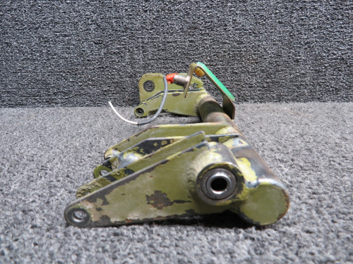 560236-503 (Use: 560236-507) Mooney M20J Landing Gear Retraction Bellcrank