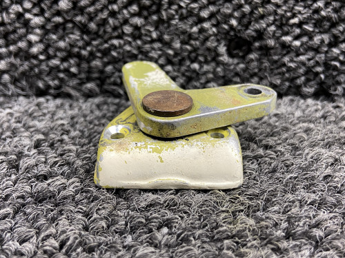 40194-003 Piper PA31-325 Forward Cargo Door Lock Arm