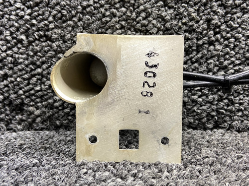 43028-001 Piper PA31-325 Map Light Mounting Bracket RH