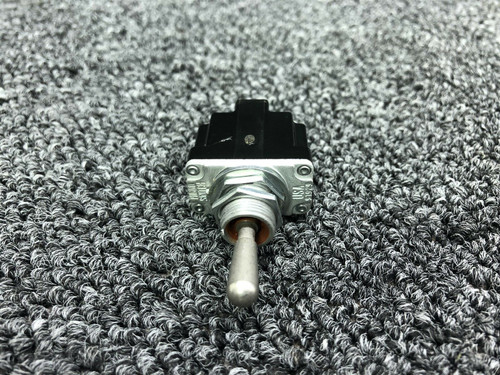 MS24523-31 (Alt: 1TL1-5) Micro Switch Toggle Switch