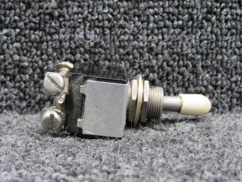 MS35059-22 (Alt: 8822K20) Eaton Cutler-Hammer Toggle Switch