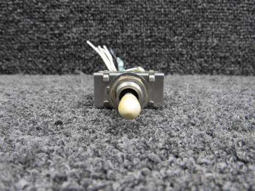 M8805-93-008 (Alt: A3-200-01) Cutler-Hammer Toggle Switch