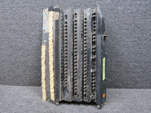 T3508801-261-6 (Alt: 2614026-51-501) LearJet Co-Pilot Circuit Breaker Assembly