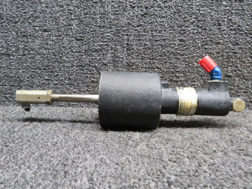 10-39 Cleveland Master Brake Cylinder Assembly