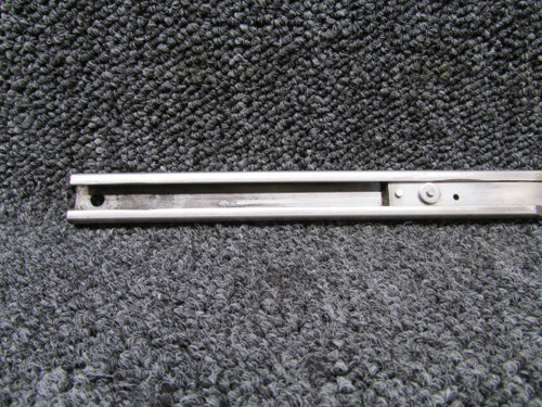 95507-005 Piper PA32-301 Door Holder Assembly Fwd