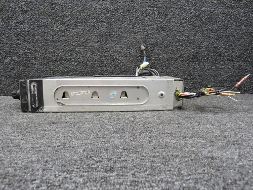 069-1020-00 King Radio KX-170B Nav-Com Radio with Tray and Mods (Volts: 14)