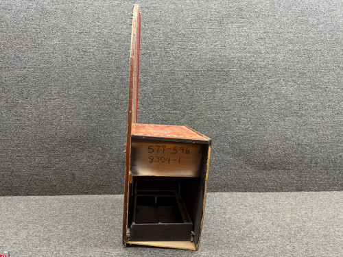 579-596 Piper PA-31T Storage Cabinet