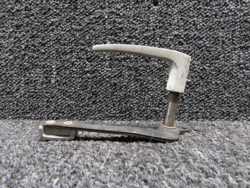 77514-011 Piper PA-38-112 Door Handle Assembly RH