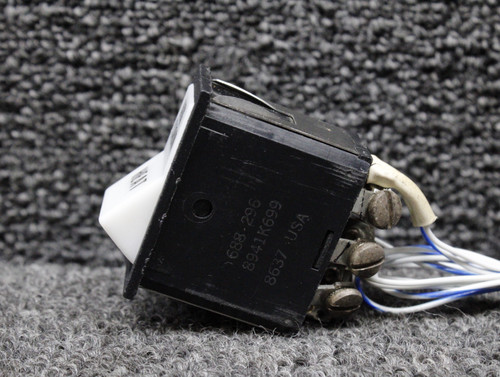 688-296 (Alt: 8941K699) Piper PA46-310P Auxiliary Cabin Heat Rocker Switch